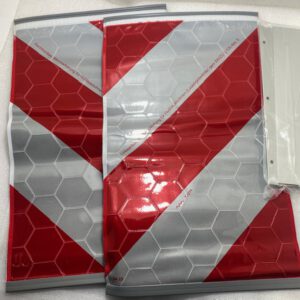 Warnflaggen Satz rot-weiß für Ladebordwand. links