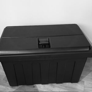 Werkzeugkasten PVC mit Drehgriff.mittig.montiert.