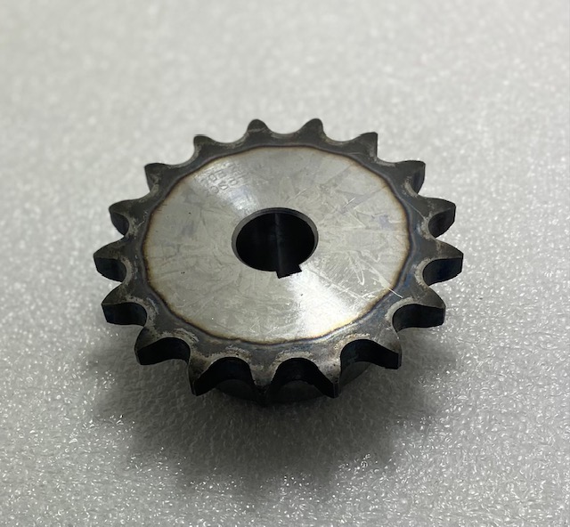 Kettenrad 10 B-1 Z=21. Bohrung 30m. Nut nach DIN