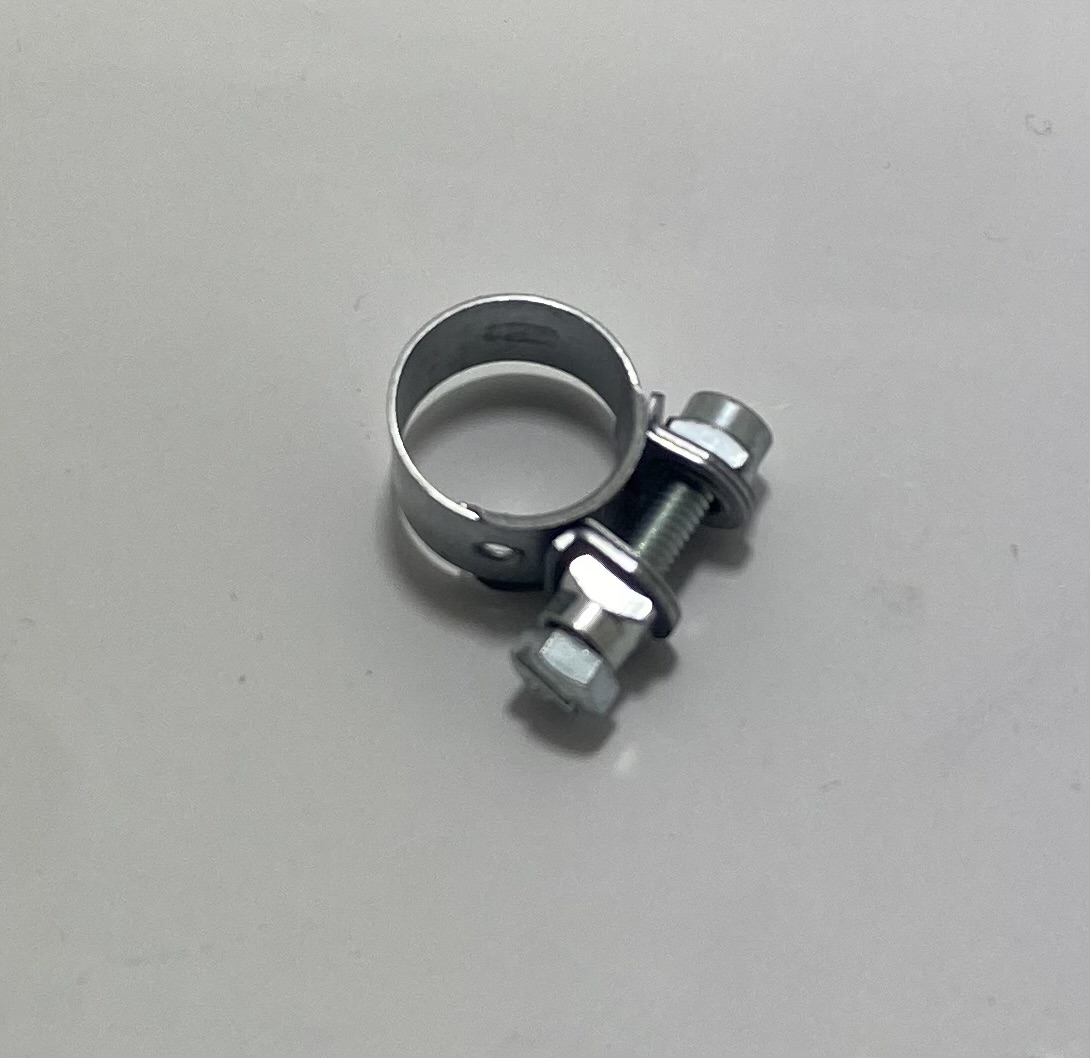 Schlauchschelle für 11x4 Bremsschlauch 18x12 mm