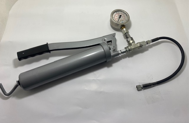 Einhandhebelfettpresse m.Manometer 400g Kartusche